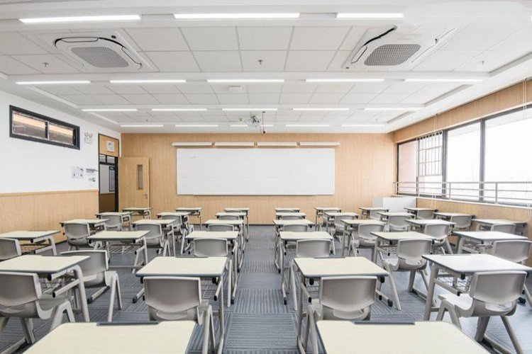 广州新东方培训学校教室环境